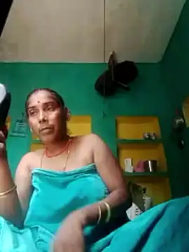 Snapshot of Xx_savita chatting on June 2026 10:15:01 AM Xx savita online show from June 2026 10:15:01 AM