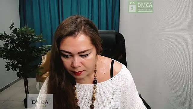 Susanna S online show from November 2025 06:04:02 AM