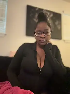 kaywest online show from April 2026 01:48:02 PM