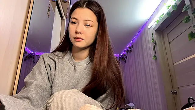 CutieSlim online show from December 2025 02:10:02 PM