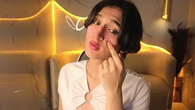 zoe tp online show from December 2025 08:07:02 PM