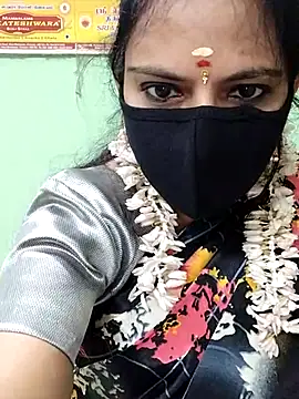 Queen-Neha online show from November 2025 07:16:02 PM