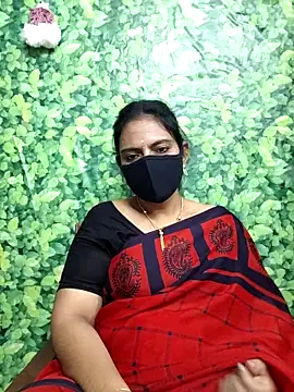 Queen-Neha online show from December 2025 05:51:02 PM