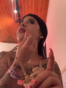 Snapshot of Dannii- chatting on February 2026 08:34:02 PM Dannii- online show from February 2026 08:34:02 PM