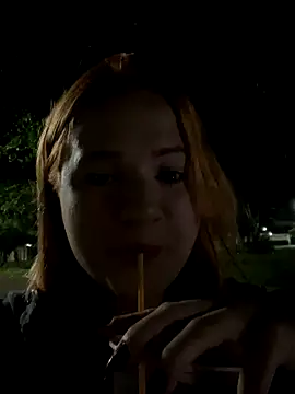 Snapshot of moranguinhofire chatting on November 2025 01:20:02 AM moranguinhofire online show from November 2025 01:20:02 AM