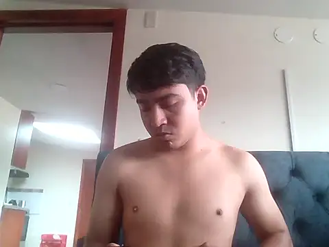 Snapshot of augustboyy chatting on November 2025 02:45:02 PM augustboyy online show from November 2025 02:45:02 PM