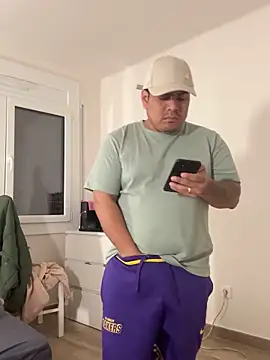 Pelotas2000 online show from November 2025 03:38:02 PM