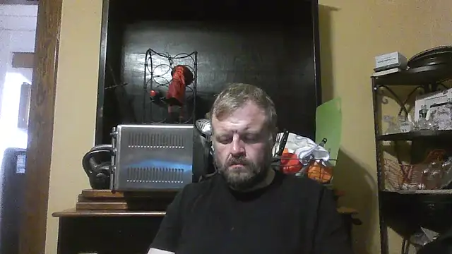 Snapshot of TheOneDonShaun chatting on June 2026 03:11:02 AM TheOneDonShaun online show from June 2026 03:11:02 AM