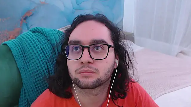 Snapshot of eren_jaeger2000 chatting on August 2026 07:18:02 AM eren jaeger2000 online show from August 2026 07:18:02 AM