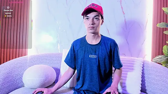 krisstormvg online show from November 2025 08:13:02 PM