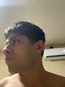 Snapshot of Benjxmin_077 chatting on November 2025 07:25:02 AM Benjxmin 077 online show from November 2025 07:25:02 AM