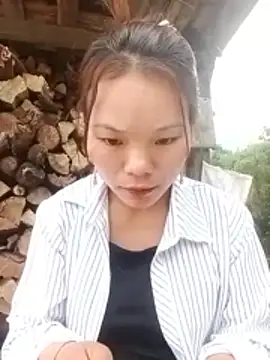 yu-zhen online show from December 2025 02:50:02 AM