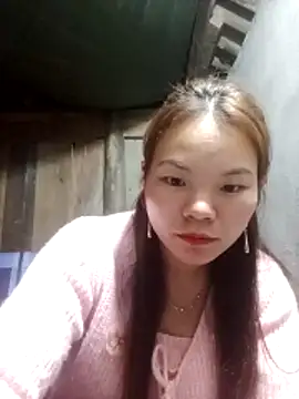 Snapshot of yu-zhen chatting on February 2026 01:05:01 PM yu-zhen online show from February 2026 01:05:01 PM