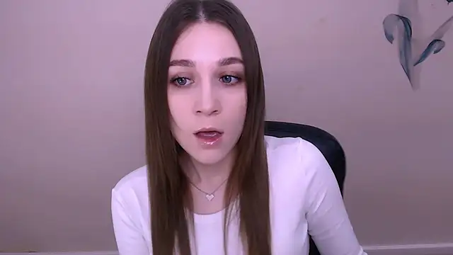 Snapshot of MillaTems_ chatting on January 2026 07:33:02 AM MillaTems online show from January 2026 07:33:02 AM