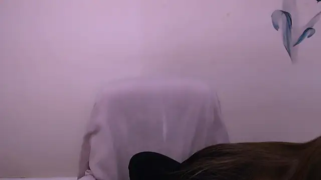 Snapshot of MillaTems_ chatting on January 2026 09:33:02 AM MillaTems online show from January 2026 09:33:02 AM