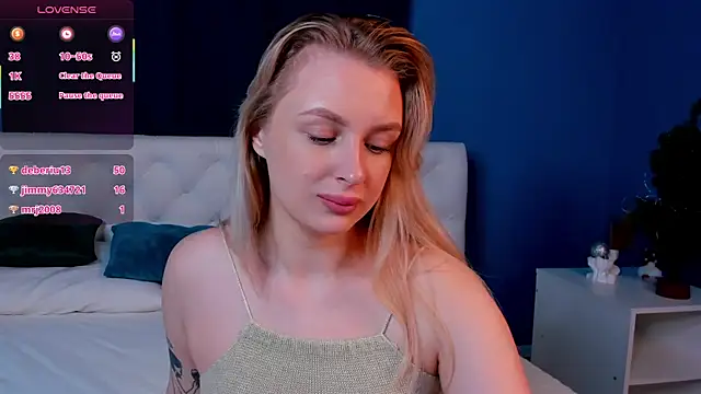 Snapshot of KiraRuiz chatting on February 2026 01:10:02 AM KiraRuiz online show from February 2026 01:10:02 AM