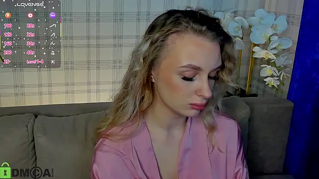 Snapshot of KiraRuiz chatting on February 2026 01:16:02 AM KiraRuiz online show from February 2026 01:16:02 AM