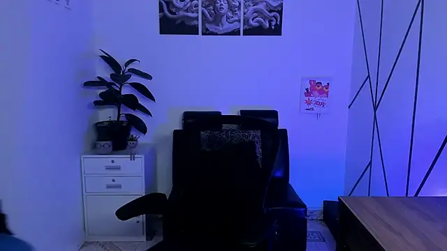 Snapshot of James_Adams_01 chatting on November 2025 12:19:02 PM James Adams 01 online show from November 2025 12:19:02 PM