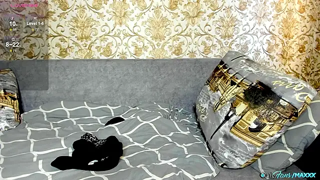 Maxhornyblondieman online show from March 2026 12:22:01 PM