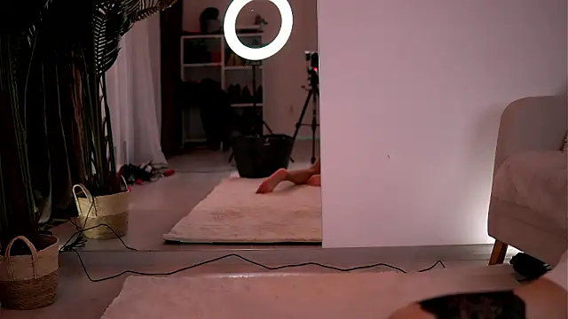 LuvCaprice online show from March 2026 11:08:01 PM