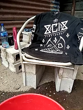 juunioreest online show from November 2025 05:35:02 PM