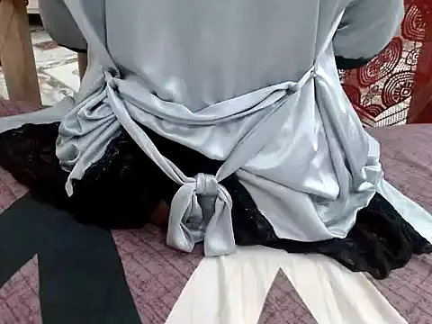 Snapshot of raveena_hot chatting on February 2026 02:32:01 PM raveena hot online show from February 2026 02:32:01 PM