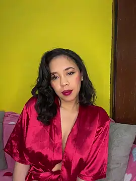 Esmerald 1111 online show from May 2026 09:06:01 AM