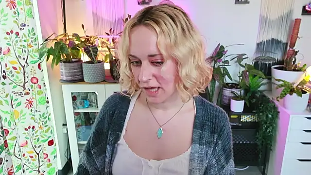 xzoeyryanx online show from March 2026 05:23:02 PM