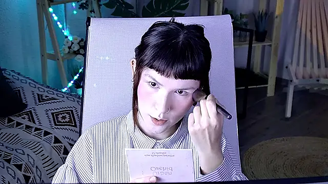 RickiOwens online show from December 2025 08:12:01 AM