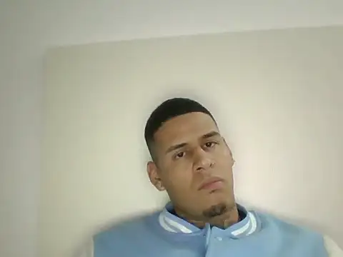 Snapshot of pipecoy18 chatting on November 2025 07:14:01 PM pipecoy18 online show from November 2025 07:14:01 PM