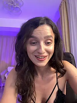 AnnaHarperX online show from October 2025 05:00:01 PM