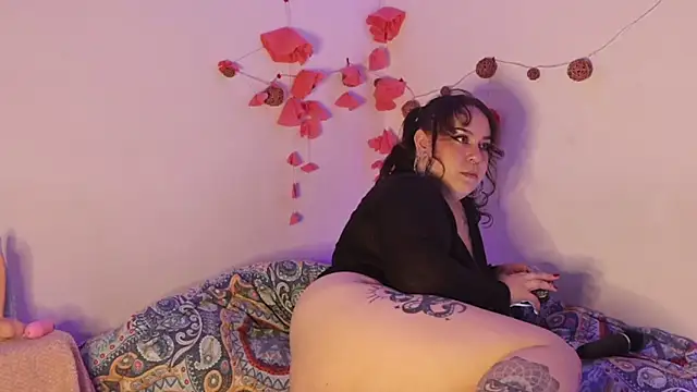 Snapshot of kathleenCosmicVice chatting on April 2026 12:47:01 AM kathleenCosmicVice online show from April 2026 12:47:01 AM