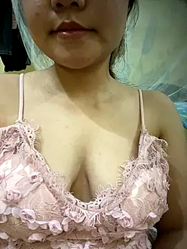 Snapshot of Sunset-yll chatting on November 2025 03:58:02 PM Sunset-yll online show from November 2025 03:58:02 PM