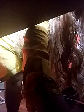 Snapshot of LaReineCleo chatting on January 2026 08:29:01 AM LaReineCleo online show from January 2026 08:29:01 AM