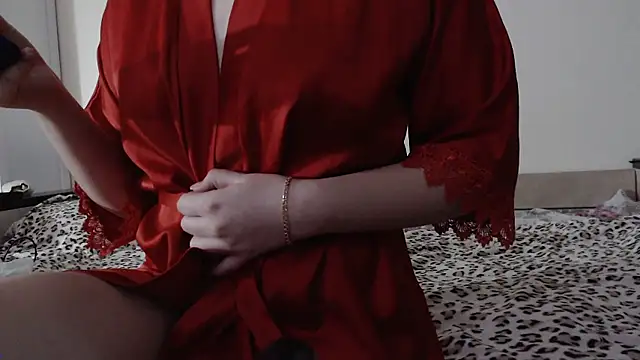 Siren18  online show from January 2026 07:30:01 PM