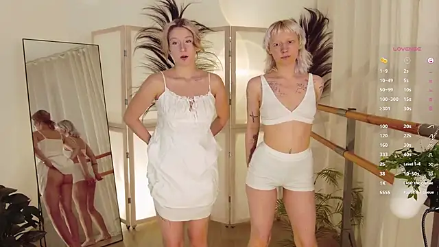 secretsireny online show from November 2025 08:40:01 PM