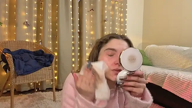 RozanneJordan online show from February 2026 05:09:02 PM