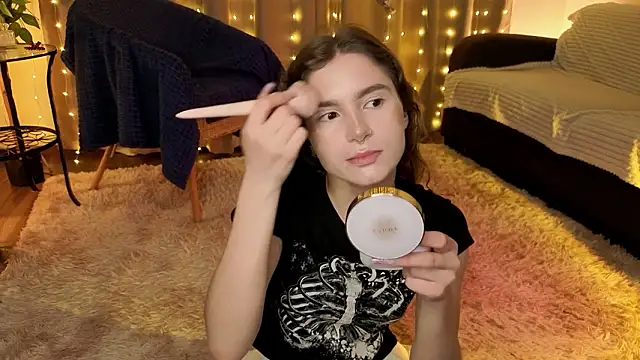 RozanneJordan online show from March 2026 05:19:02 PM