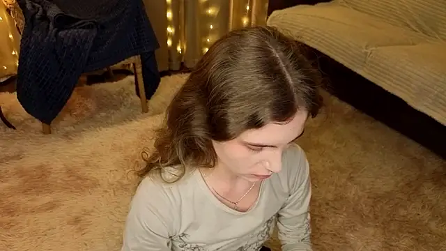 RozanneJordan online show from April 2026 05:18:01 PM