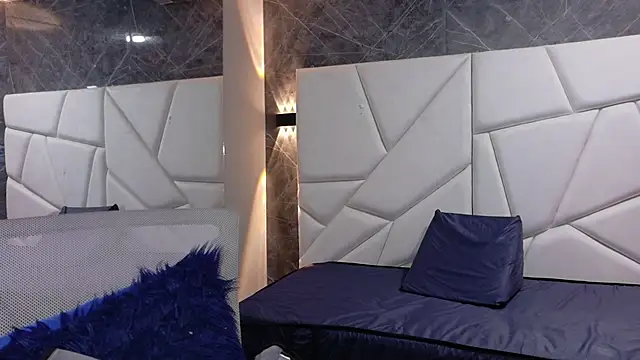 pettymoon1 online show from November 2025 11:33:02 AM