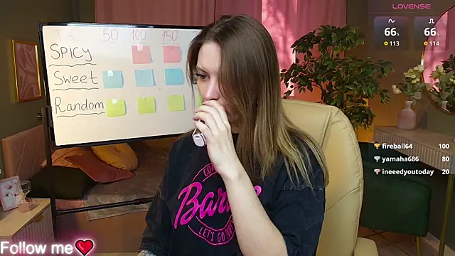 Ursula Andres online show from April 2026 01:19:01 AM