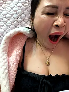 dis princess online show from December 2025 03:32:02 PM