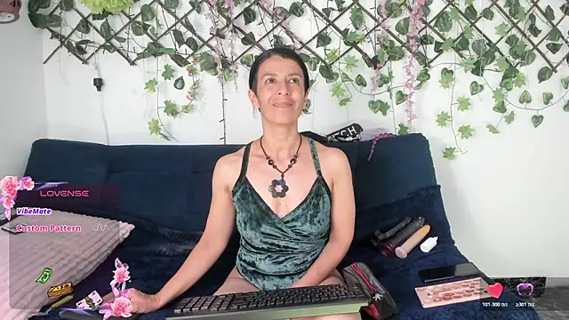 Eva moon5 online show from January 2026 07:48:01 PM