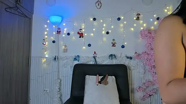 Nicole diaz7 online show from December 2025 07:33:02 PM