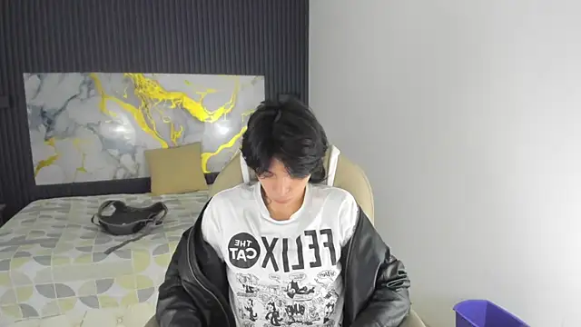 Sylasfrost online show from December 2025 07:33:02 PM