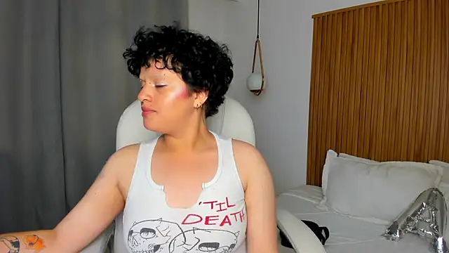 Alaska deluxe online show from January 2026 01:09:02 AM