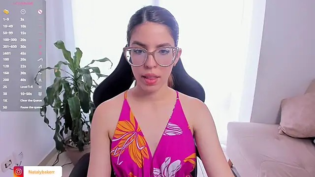 Snapshot of Nat_Bakerss chatting on May 2026 07:19:02 PM Nat Bakerss online show from May 2026 07:19:02 PM