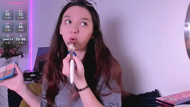 miabellee online show from December 2025 09:29:02 AM