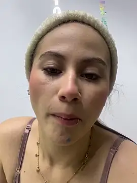 MiaWhiteBunny online show from March 2026 03:18:01 PM