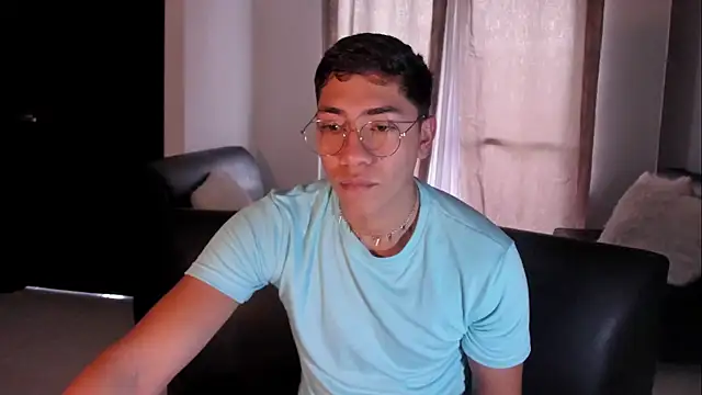 ATLASVANDRAKE online show from November 2025 01:15:02 PM